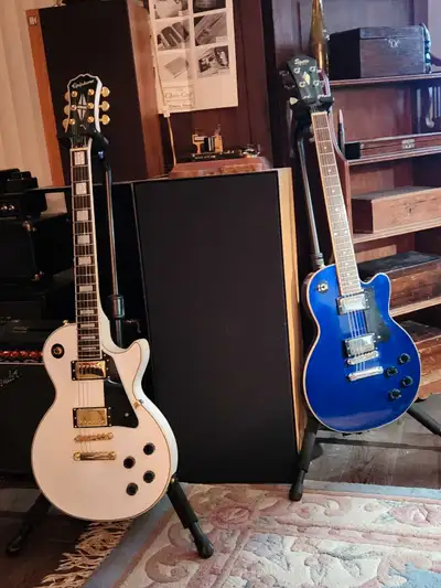 Epiphone Custom Pro, View more