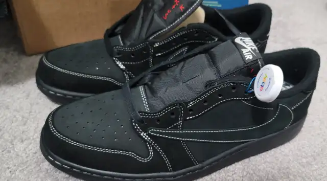Travis Scott  Air Jordan 1 Low Black Phantom Sz 12 New in Men's Shoes in Markham / York Region - Image 2