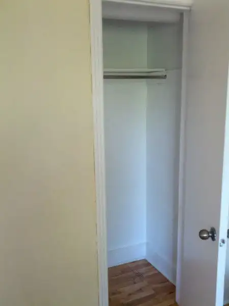 *URGENT* - ROOM / CHAMBRE À LOUER Montréal (Metro Cote Vertu) in Room Rentals & Roommates in City of Montréal - Image 5