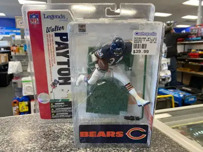 McFarlane NFL Legends 2 Walter Payton @ Cashopolis!!, View more