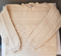 Vintage 100% wool sweater 