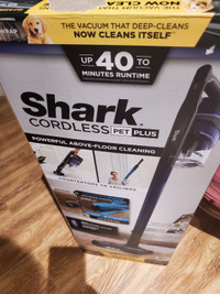 Shark Rocket cordless Pet Plus vacuum 