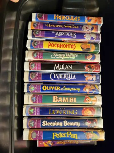 Disney VHS collection --------------------- 12 - Disney Masterpiece Collection - $30 15 - Disney/Pix...