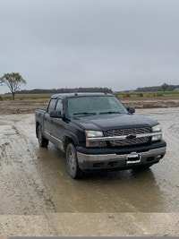 2004 Chevrolet 4x4 Crew Cab Silverado  *AS IS