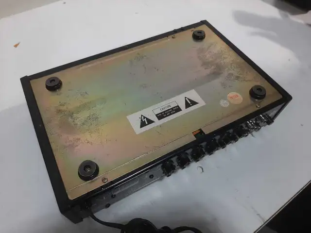 Realistic Audio Mixer in Performance & DJ Equipment in City of Montréal - Image 6