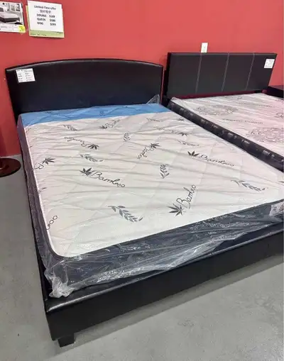 Lit double/queen avec matelas , View more