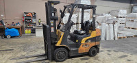 CAT Forklift - Propane 5,000lbs Capacity - Low Usage