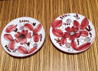 2 VINTAGE HAND PAINTED 7.5" SERVING PLATES