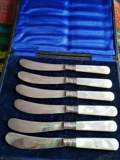 For offer are a set of 6--NEVER USED--STILL IN ORIGINAL BOX, 5.75" long Antique English butter/desse...