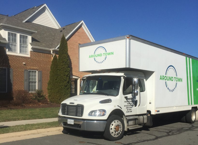 J&J Moving541162286729154561