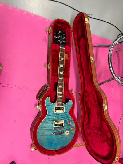 Gibson Les Paul Standard  Double cut  limited edition, View more