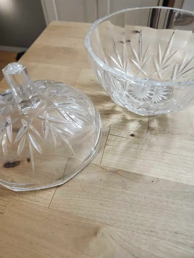 New 24% Lead Crystal Dish
