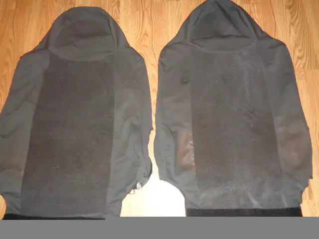 2003 to 2007 Ford Superduty Seat Cover  (Backrest) in Other Parts & Accessories in Edmonton - Image 4