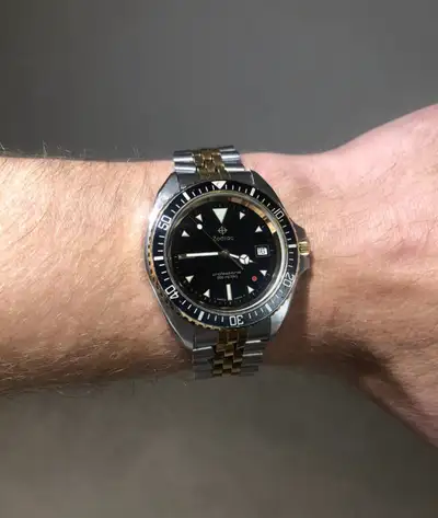 Zodiac Red Dot “Jumbo” Diver - Monnin 42mm, View more