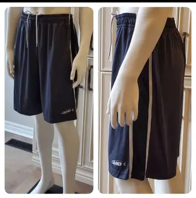 This men's or teen AND1 dark grey, athletic shorts is in great condition and is perfect for any work...