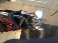 Men’s golf clubs and bag
