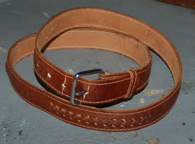 $10 Vintage cowboy belt Overall length 49", notches from 40"-47"