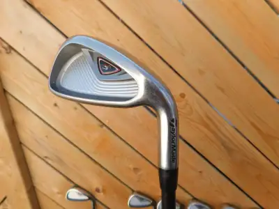 Right-hand TAYLORMADE iron set, View more