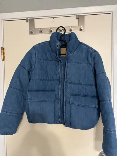 Women’s oversized size XXS Gap Denim Puffer, View more