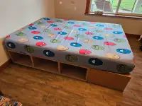 Kids Bed Frame (no mattress)