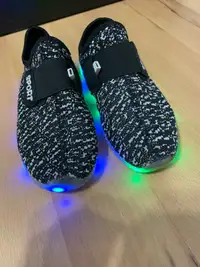 Kid’s LED shoes 