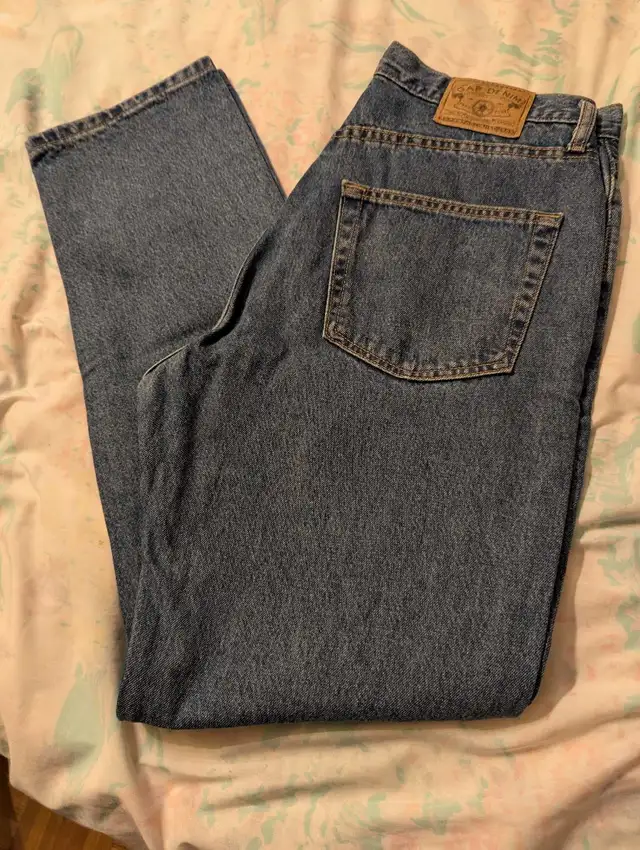 Gap Denim Jeans 10x32, downtown Toronto.  in Women's - Bottoms in City of Toronto - Image 2