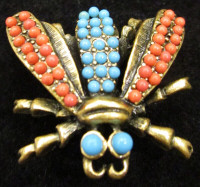 NEW IN BOX, "GEMELLI", USA BEADED BEE TACK PIN