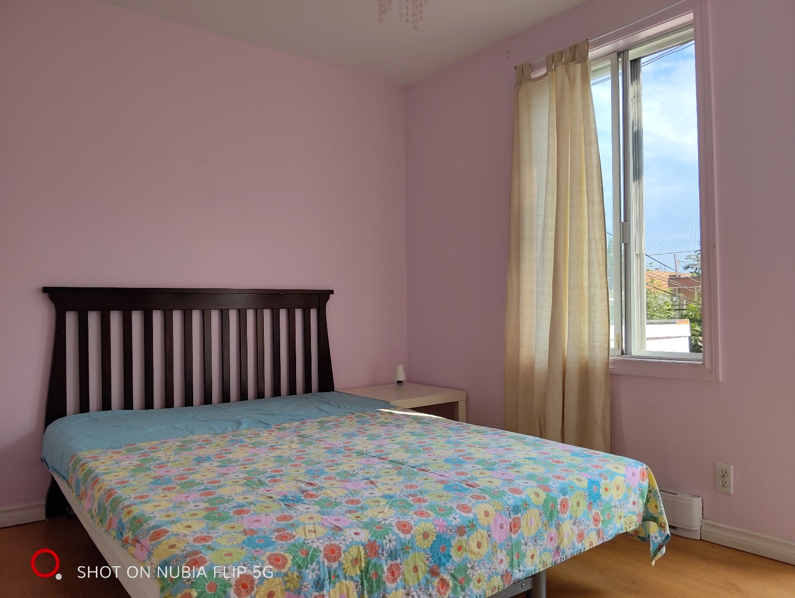 3-1/2 Subway station/ Metro Assomption/Cadillac, 1050 $/ M — photo 1