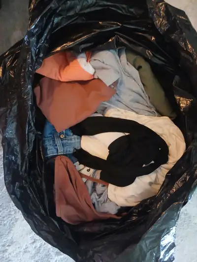 Bag of Teen/Young Women Clothing Size M (50+ items), View more