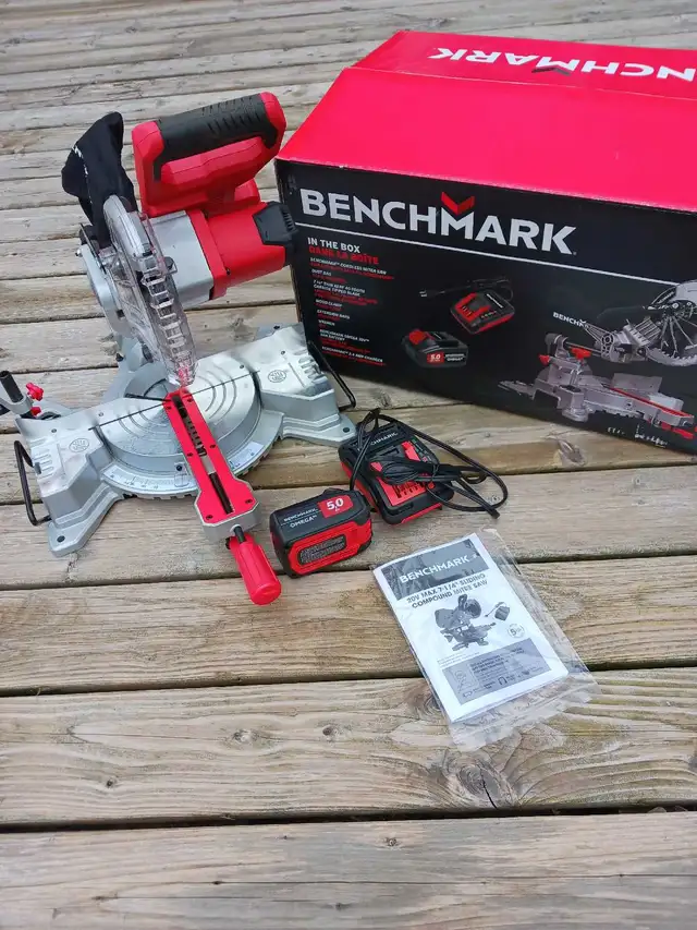 cordless mitre saw in Power Tools in Kitchener / Waterloo - Image 3