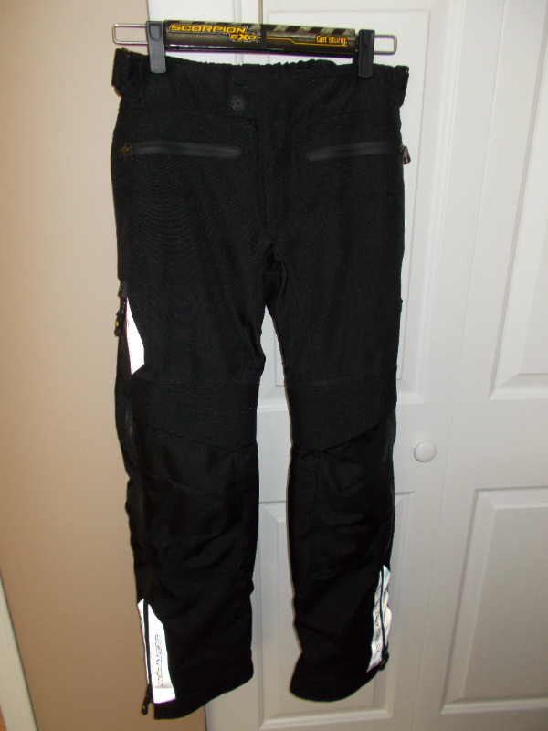 Motorcycle Riding Pants in Motorcycle Parts & Accessories in Abbotsford