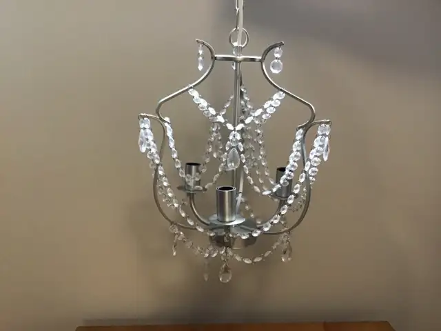 IKEA Chandelier 3 armed silver coloured/glass in Indoor Lighting & Fans in Ottawa - Image 2