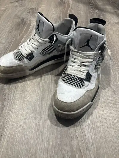 Used Jordan 4 white , View more