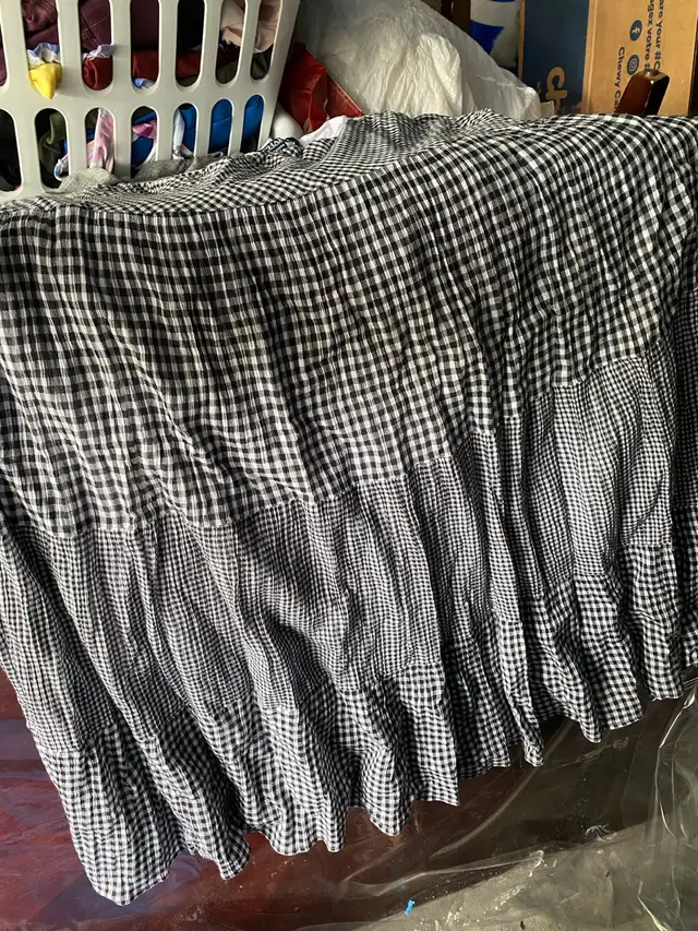 Chaps Plaid Skirt XL in Women's - Bottoms in Mississauga / Peel Region - Image 3