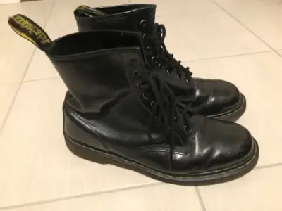 Vintage Dr Martens Mens Black Smooth Leather Ankle Boots Size US, View more