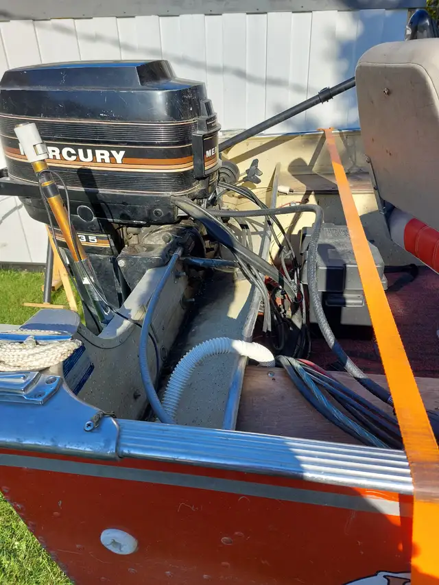 Fishing Boat in Powerboats & Motorboats in Saskatoon - Image 7