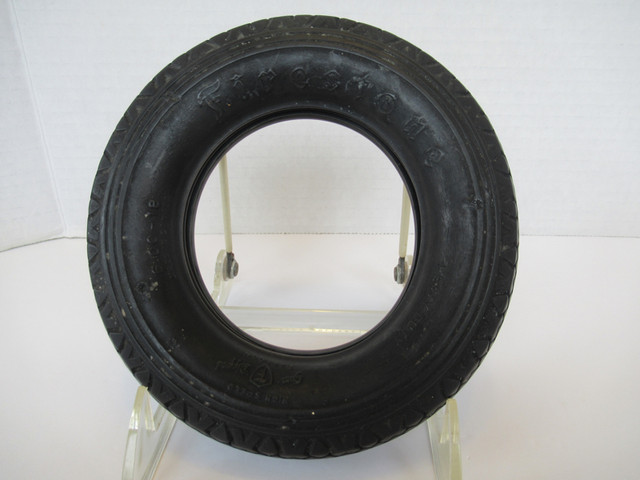 Two Vintage Tire Ashtrays Tires Only  No Glass Inserts in Arts & Collectibles in Sudbury - Image 2