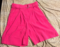 Forever 21 - Women’s Pink Shorts Size Medium 