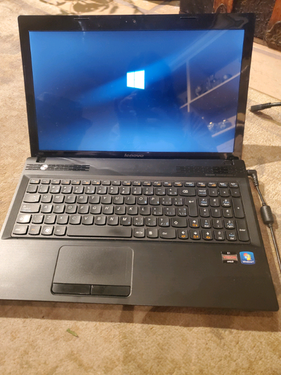 Lenovo Ideapad AMD E1-1200 APU 1.4 GHz 8 GB 15.6" Windows 10, View more