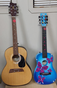 Deux  guitares enfant First Act bon état bon prix