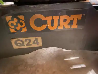 Curt Q 24 rv fifth wheel used very little