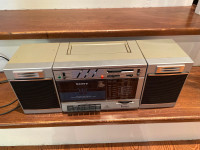 Sony AM/FM Stereo Cassette-Corder CFS-3000 Vintage Boombox