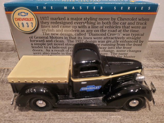 1:25 Diecast Liberty Classics 1937 Chevrolet Pickup Truck Coin B in Arts & Collectibles in Kawartha Lakes - Image 2