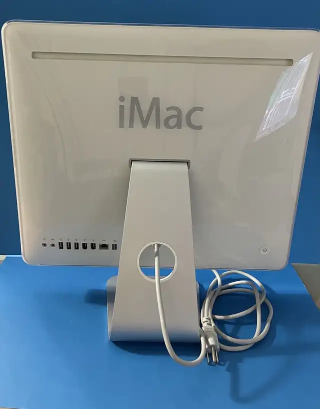 IMac 17”  Core2 Duo 2Gb Ram 150HDD great condition $299 in Desktop Computers in Markham / York Region - Image 5