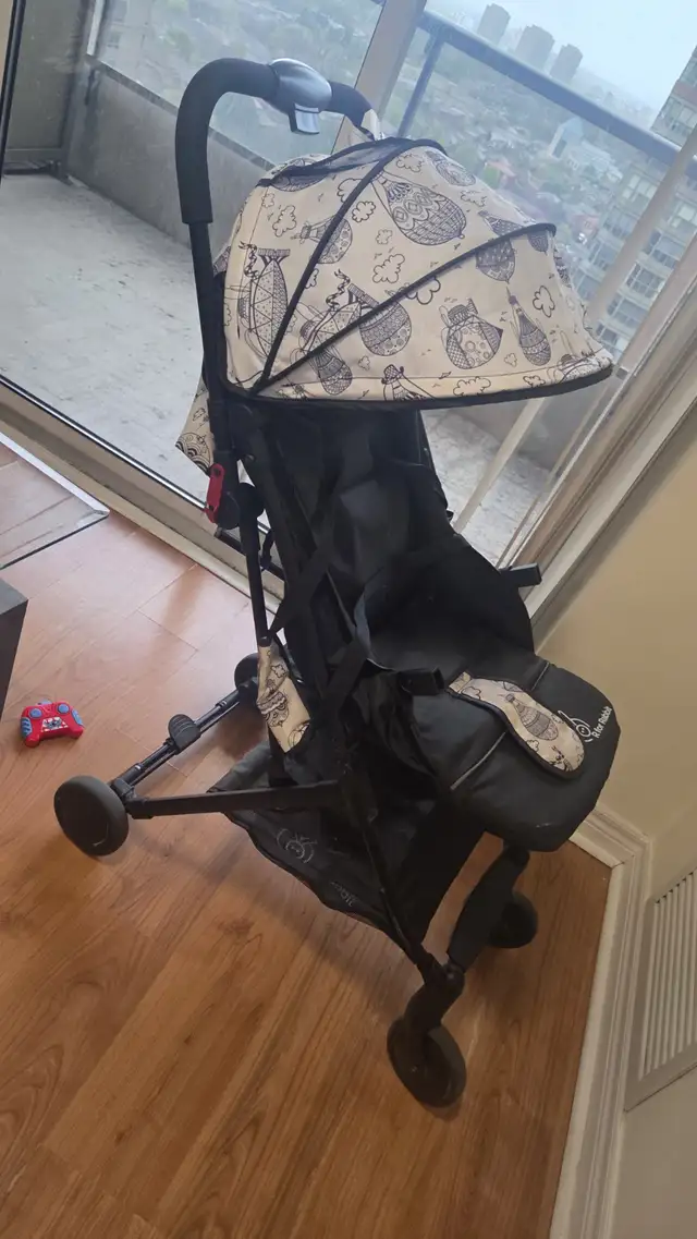 Stroller456000917021675523