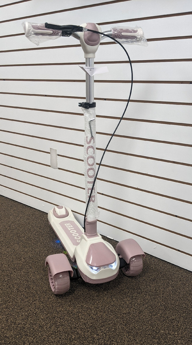 Brand New kick scooter in box for Teens or Adults in Other in Edmonton