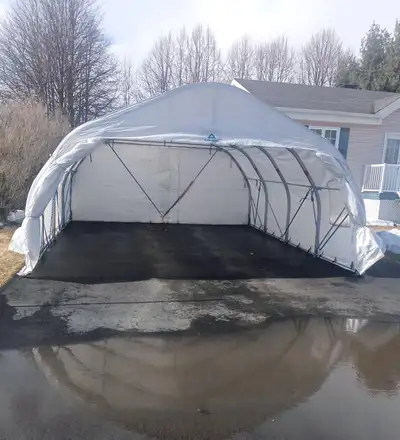 garage d'hiver double 18' x 20' de la marque Canac