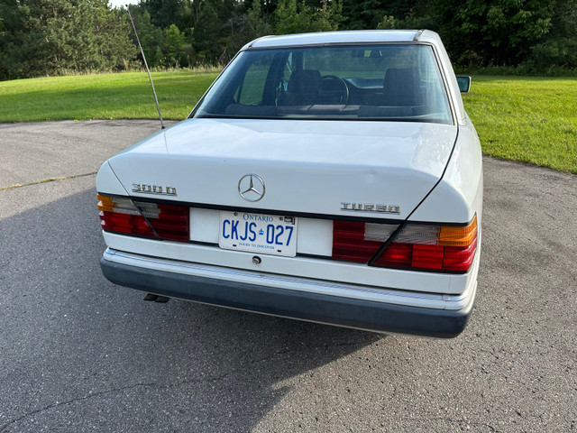 1991 Mercedes 300 D in Classic Cars in Belleville - Image 3