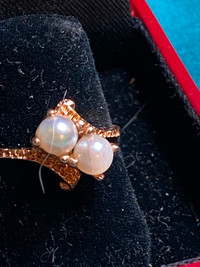 VINTAGE Ring Gold 10K With Two Pearls Size 7