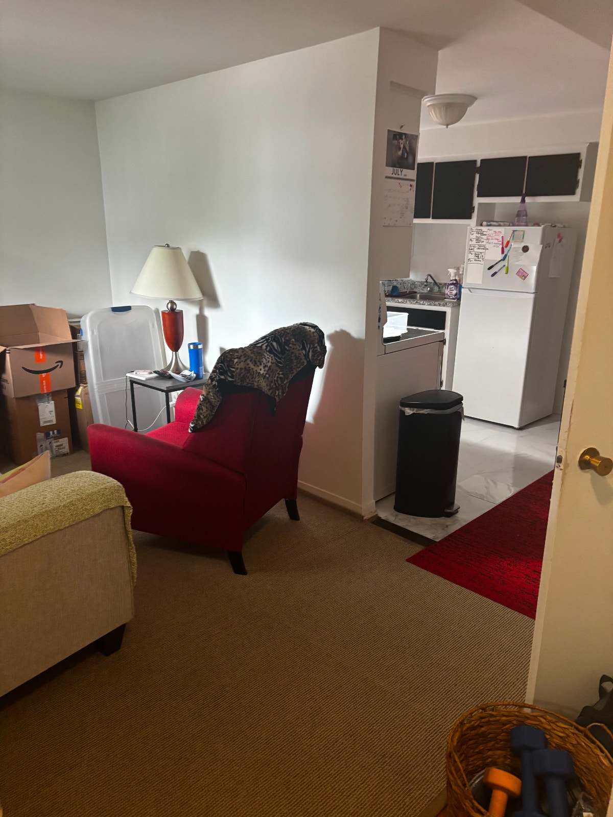 LEASE ASSIGNMENT/ TRANSFERT DE BAIL -3 1/2 Bachelor - LaSalle — photo 1